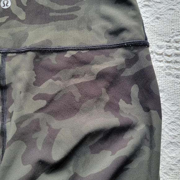 Lululemon Wunder Under High-Rise Tight 25" *Full-On Luxtreme- Green Camo - Picture 12 of 12